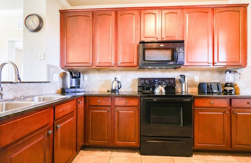 Wellington Condo | 3-bedroom condo in beautiful Davenport, close to Disney/2 pools, fitness room