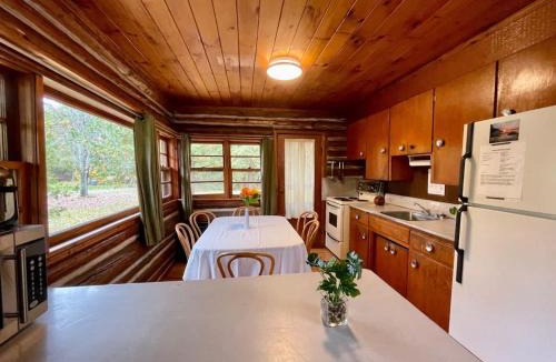 Rosedale House | 3-Bedroom Cottage on Balsam Lake in Kawarthas #14