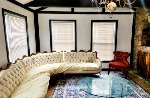 Dix Hills House | 3-bedroom house in enjoyable Dix Hills with AC for relaxing stays