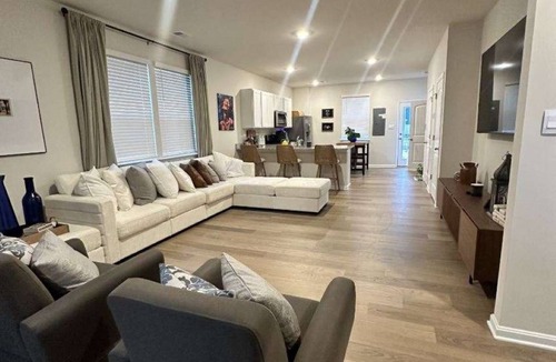 Milford House | 3-bedroom house in nice Milford close to several beaches