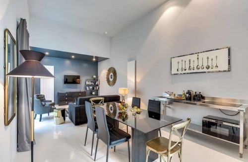 Montrouge Apartment | 3 bedroom near Porte De Versailles-Paris