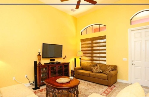 Ole Apartment | 3 Bedroom Single family 366610 by Houzlet