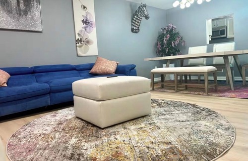Harrisburg - Hershey House | 3-bedroom townhome in Prime Downtown Harrisburg