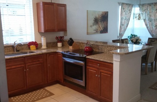 Kissimmee House | 3 BR Private Pool Home 5miles from Disney - Free Pool and Spa Heat + Gas Grill