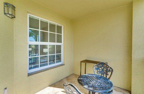 Winkler Condo | 3 Mi to Dtwn Fort Myers: Condo w/Pool Access