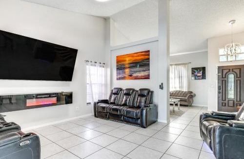 Boyette Springs House | 3 Mi to Marina Riverview Family Home with Lanai!