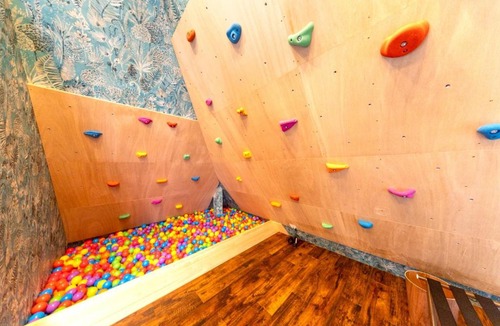 Setagaya Apartment | 3 min walk from Sangenjaya Sta, 90square meters, Bouldering