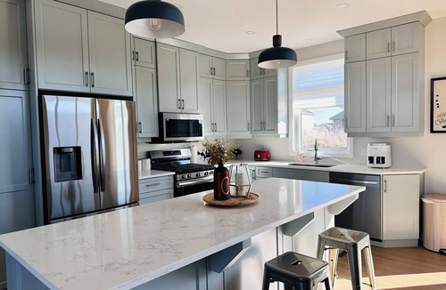 Port Elgin House | 3 mins drive to Beach |5 bdrm|Sleeps 18