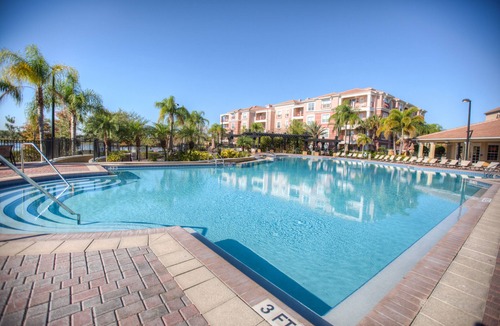 Florida Central Atlantic Coast House | 3-Story Townhome near Theme Parks! *Sleeps 10*