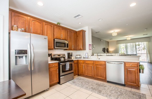 Florida Central Atlantic Coast House | 3-Story Townhome near Theme Parks! *Sleeps 10*