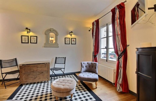 Saint-Germain-des-Pres Apartment | 30 m² Apartment ∙ 1 bedroom ∙ 2 guests