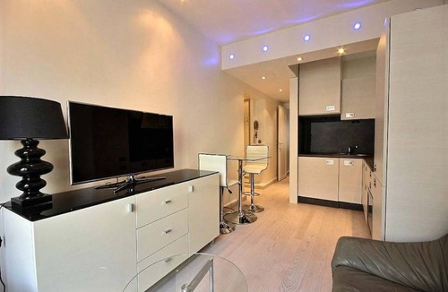 Porte-Dauphine Apartment | 30 m² Apartment ∙ 1 bedroom ∙ 2 guests