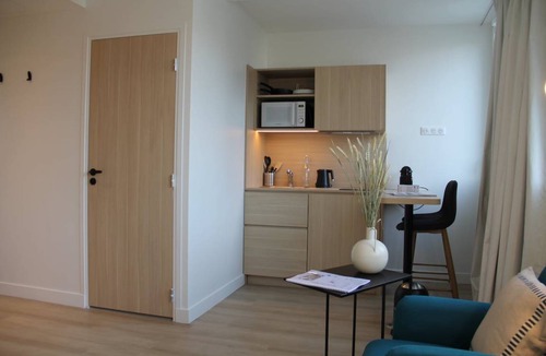 Issy-les-Moulineaux Other | 32 m² Accommodation ∙ 2 guests