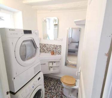 Saint-Maurice Apartment | 32 m² Apartment ∙ 3 guests