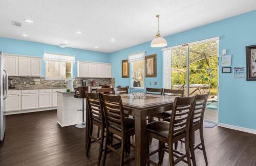 Windwood Bay House | 325 6Br - Modern two storie home with games