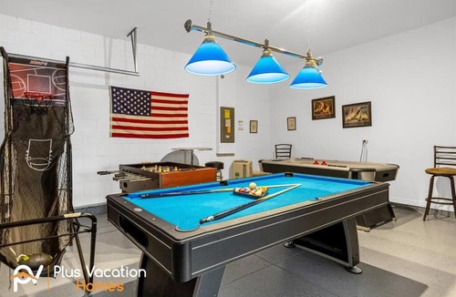 Windwood Bay Villa | 325 Home with Private Pool-HOT TUB-WiFi-15 Min to Disney