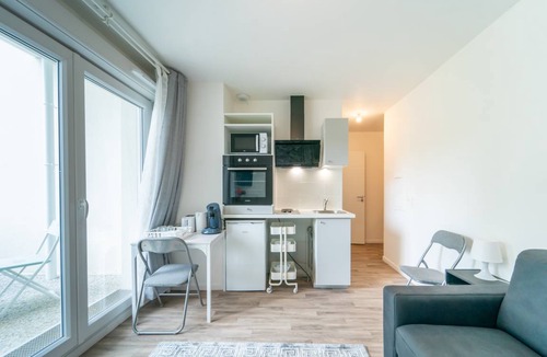 Bondy Apartment | 33 m² Apartment ∙ 2 guests