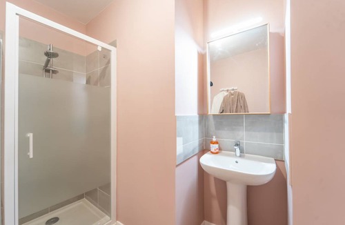 Bondy Apartment | 33 m² Apartment ∙ 2 guests