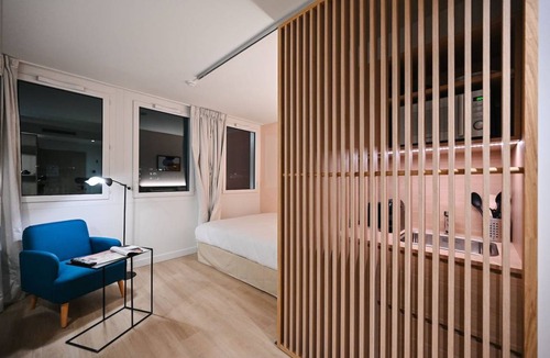Issy-les-Moulineaux Other | 34 m² Accommodation ∙ 2 guests