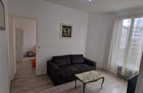 Petit-Colombes Apartment | 34 m² Apartment ∙ 1 bedroom ∙ 4 guests