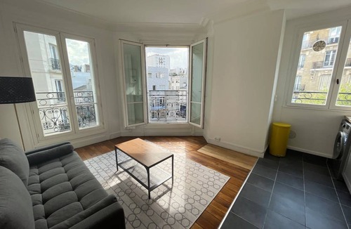 Quartier de la Chapelle Apartment | 34 m² Apartment ∙ 1 bedroom ∙ 2 guests