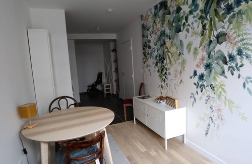 Les Puces de Saint-Ouen Apartment | 34 m² Apartment ∙ 1 bedroom ∙ 3 guests