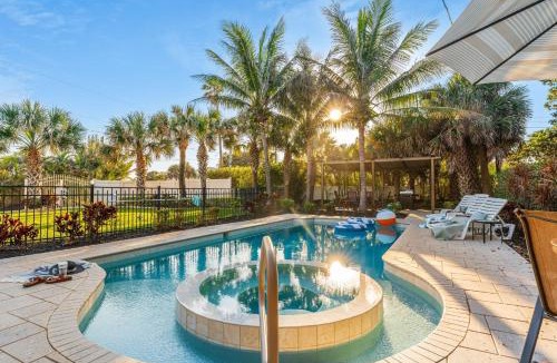 Melbourne Beach House | 3435 S Highway A1A