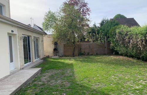 Bondy Bed & Breakfast | 350 m² Bed and breakfast ∙ 2 guests