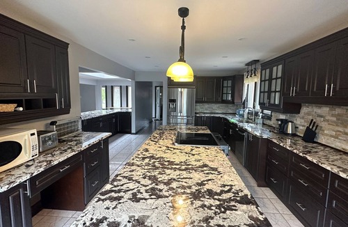 Erin House | 36 Acres Luxury Estate - Family & Weekend Peaceful Getaway