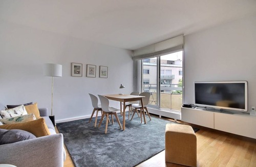 Neuilly-sur-Seine Apartment | 36 m² Apartment ∙ 2 guests