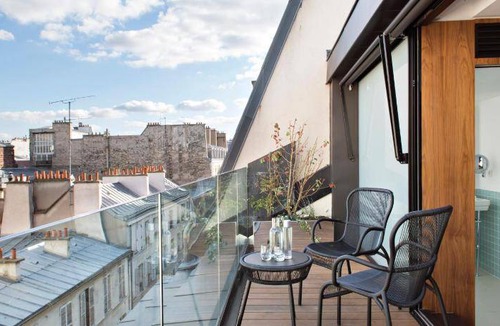 Quartier du Faubourg-Montmartre Hotel | 37 m² Hotel ∙ 10 guests