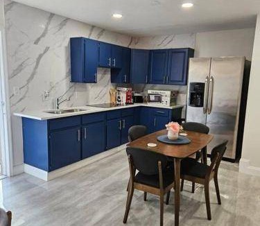 East County Civic Group Apartment | 37 m² Apartment ∙ 2 bedrooms ∙ 3 guests