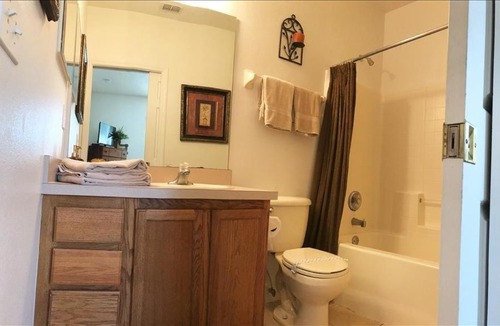 Sunset Ridge House | 38 Knollwood House
