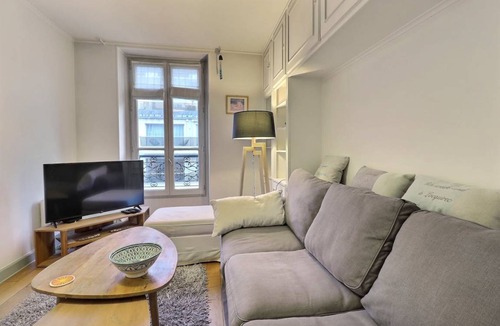 Neuilly-sur-Seine Apartment | 38 m² Apartment ∙ 1 bedroom ∙ 2 guests