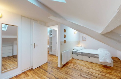 Montreuil Resort | 380 m² Private room ∙ 1 bedroom ∙ 2 guests