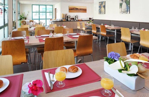 Serris Apartment | 39 m² Serviced apartment ∙ 127 guests