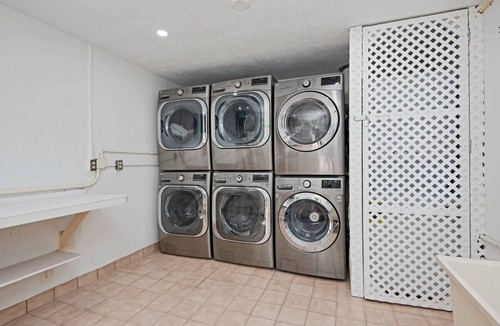 Safety Harbor Apartment | 3B Newly Renovated Studio at Coastal Cottages!