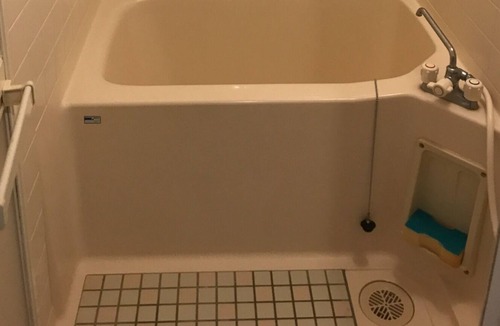 Usami Apartment | 3BAccommodates up to 7 people right in front of JR Usami Station Easy access within 1minute walk / Ito Shizuoka