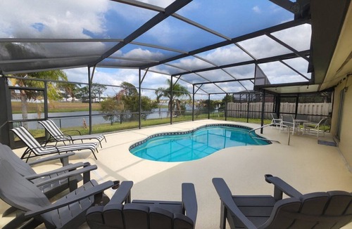 Indian Wells House | 3BD Lakeview House with Pool Dsney
