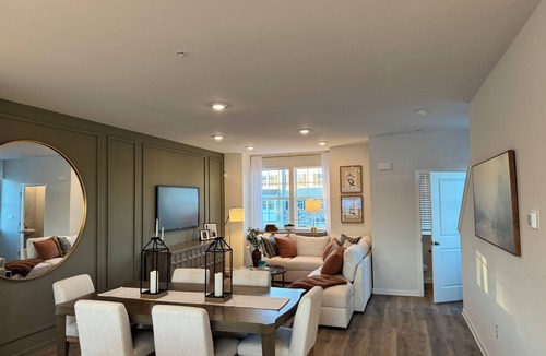 Breinigsville House | 3BR beautiful townhome for your weekend/holiday getaway