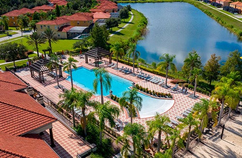 Bellavida House | 3BR Family Home Near Disney/Pool/BBQ/More
