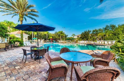 Windsor Palms House | 3BR Gated Townhome with Pool Near Disney Parks