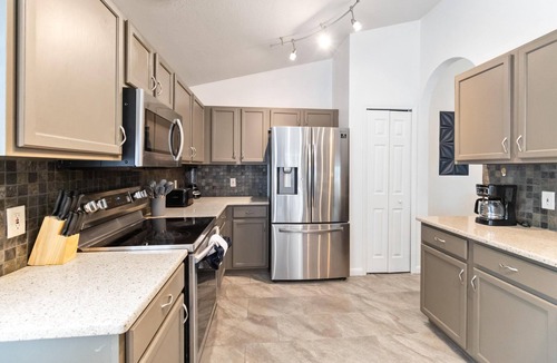 Bridgewater Crossing House | 4/2 Private Pool house near all famous attractions!