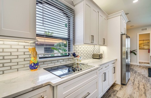 Yacht Club House | 4 bdrm house close to restaurants, beach, attractions and quick boating access