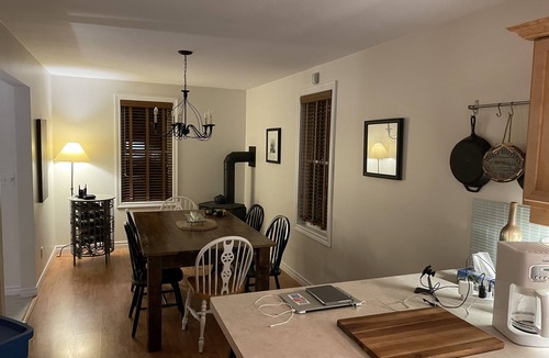 Flesherton Ski Chalet | 4 Bedroom Chalet Hike, Bike, Ski, Boat, ATV & Sled
