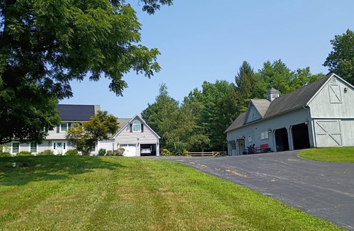 Lagrangeville House | 4-bedroom estate in delightful Lagrangeville with AC