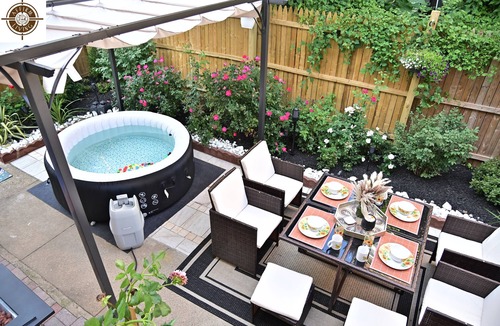 Penn-Knox House | 4-Bedroom Historic Garden Oasis Home in Germantown