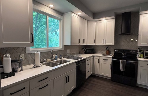 State College House | 4-bedroom house in welcoming State College close to town and Beaver Stadium