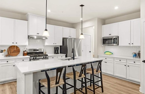 Bayside House | 4-bedroom house in charming Berlin with 2 pools, Fishing pier, and fitness room