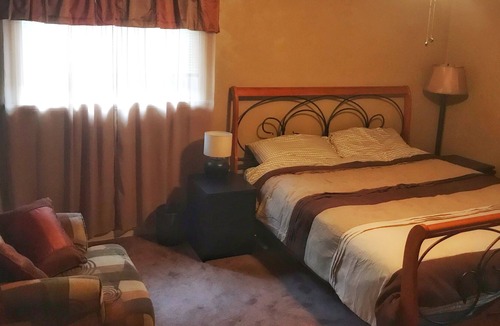 Monroeville House | 4 Bedroom House in Garden City